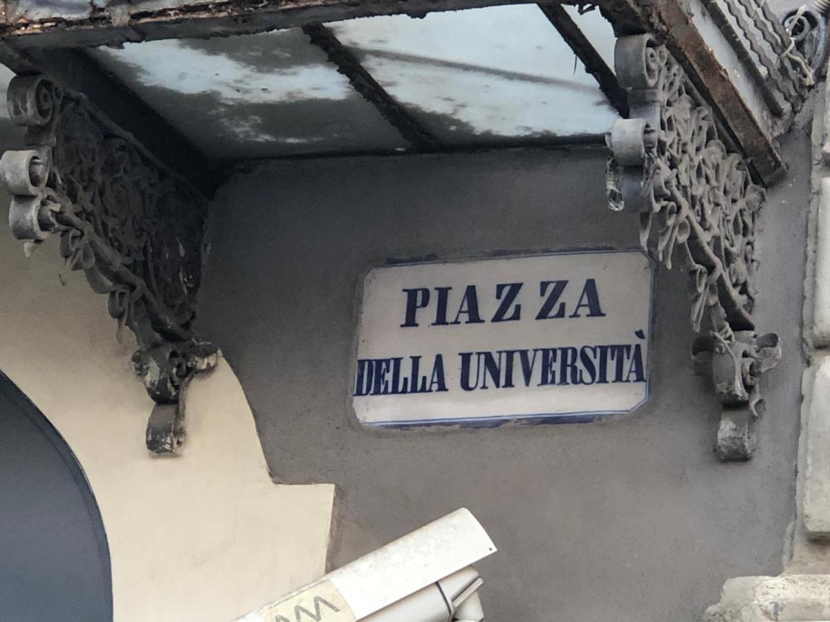 Sicily Wonderful Piazza Universita' Villa Catania Bagian luar foto